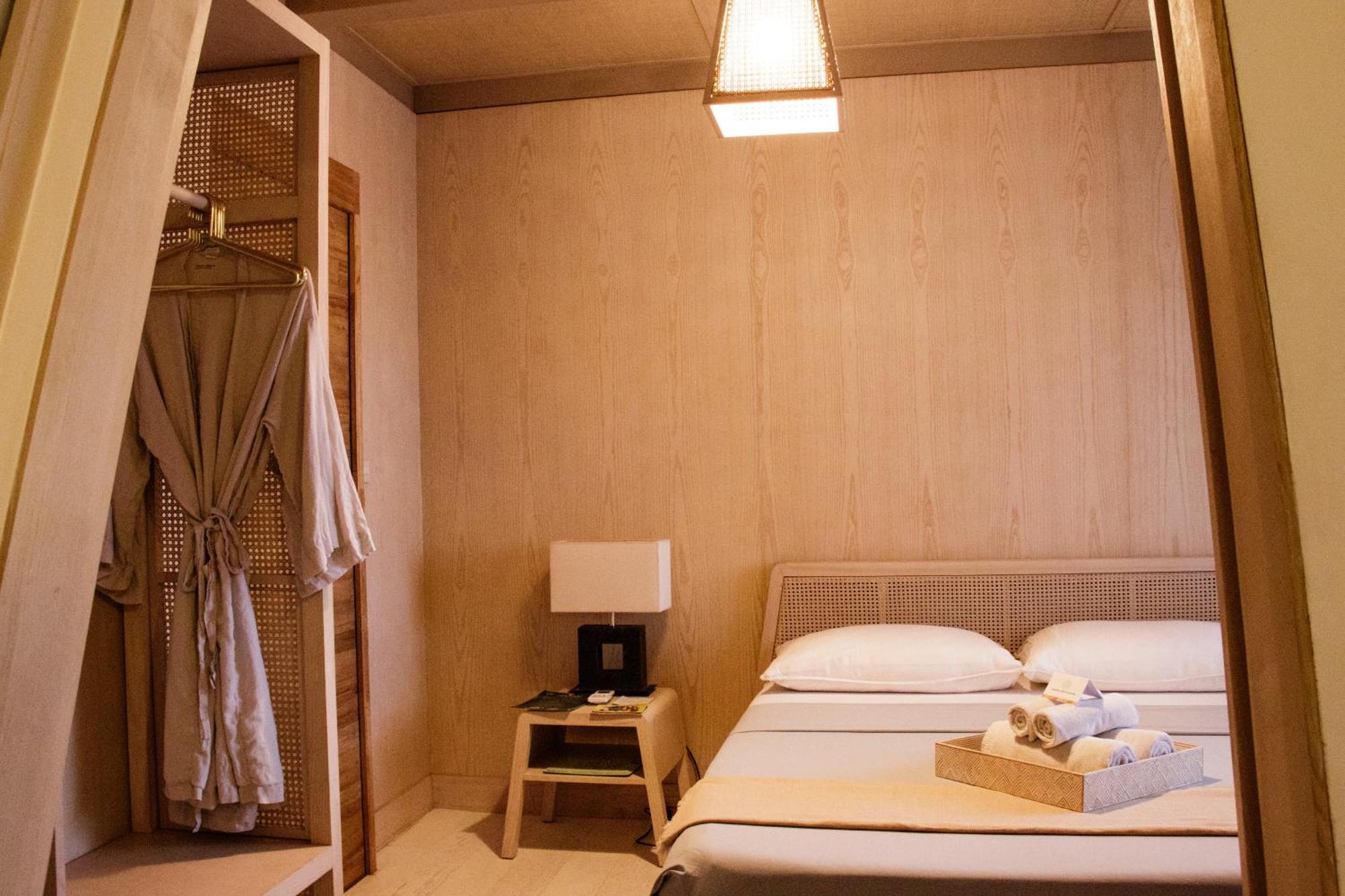 Asmara Urban Resort & Lifestyle Village Powered By Aston Cebu Esterno foto